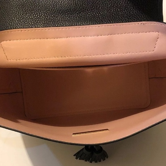 Kate spade medium Hayes flap backpack black bag - Picture 8 of 8